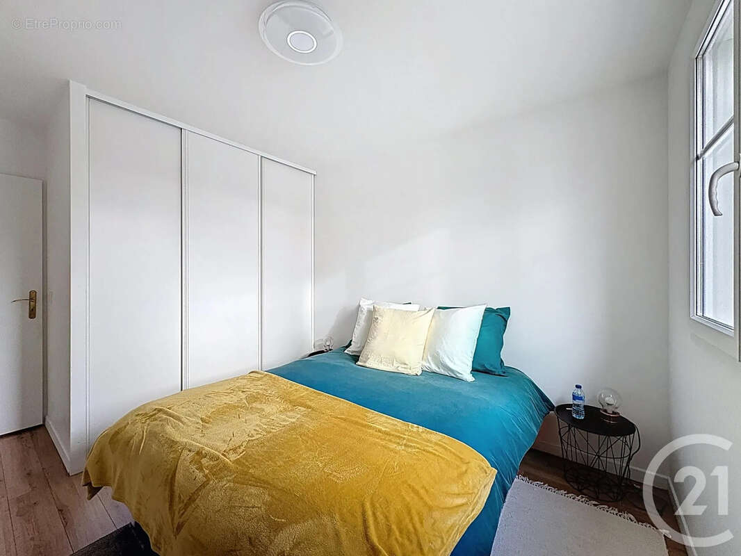 Appartement à SAVIGNY-LE-TEMPLE