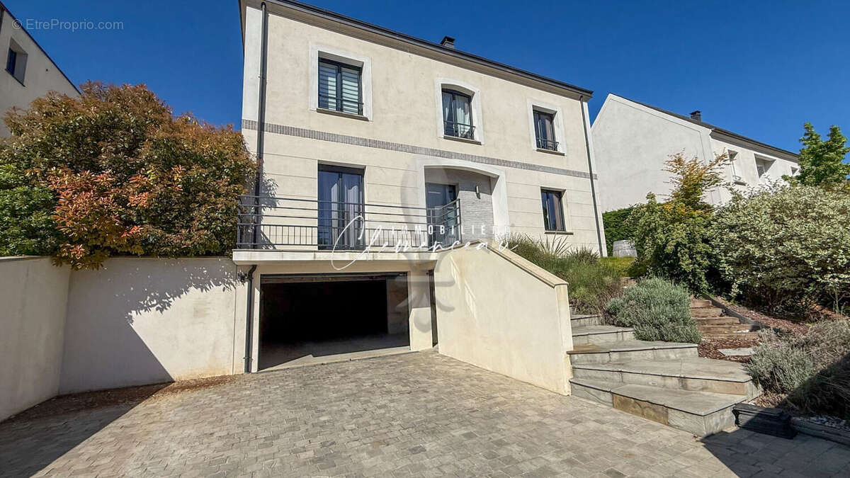 Maison à VILLENNES-SUR-SEINE