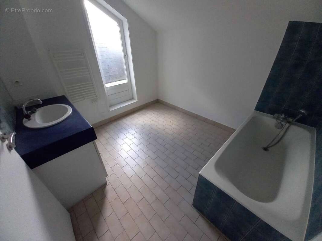 Appartement à AULNAY-SOUS-BOIS