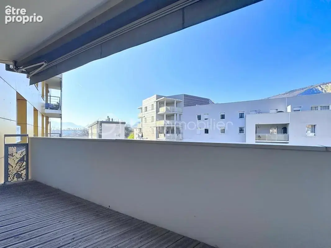 Appartement T4 de 83 m² avec terrasse – Fontaine - photo 3