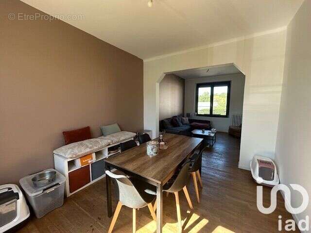 Photo 3 - Maison à MONTLUCON