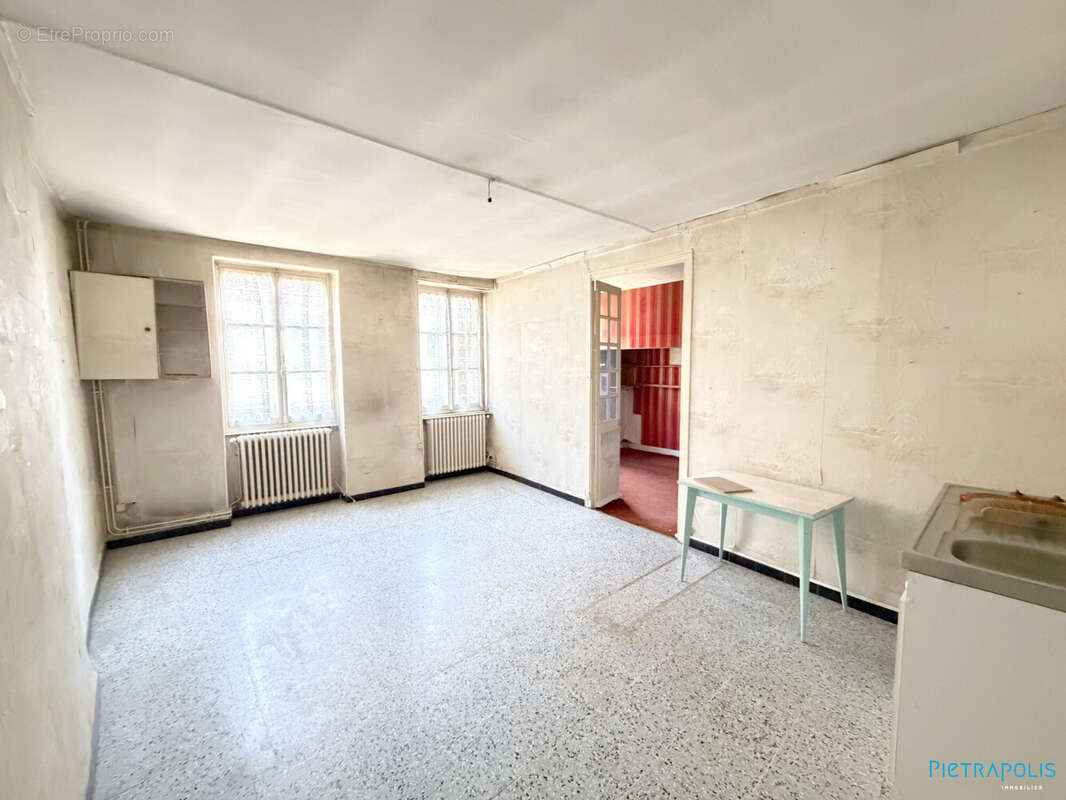 Appartement à GIVRY
