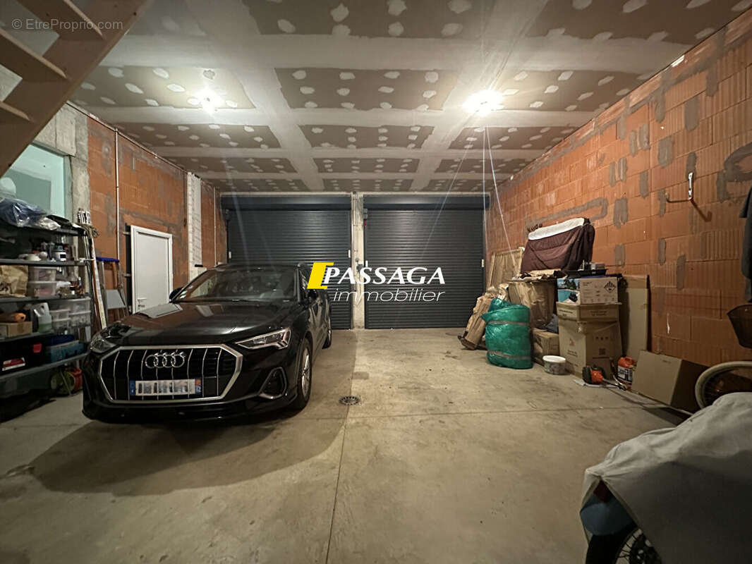 Maison à SAINTE-EULALIE-D&#039;OLT