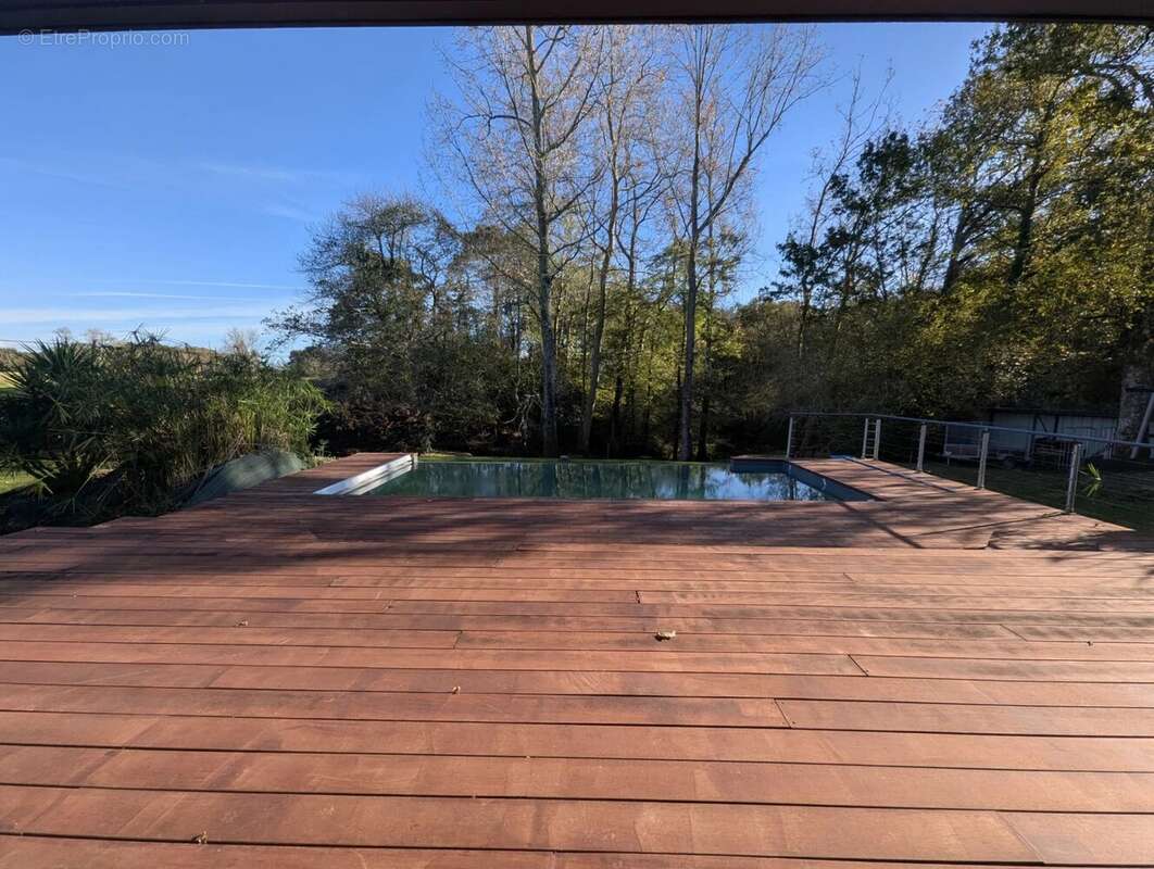 Maison à SAINT-MARTIN-DE-SEIGNANX