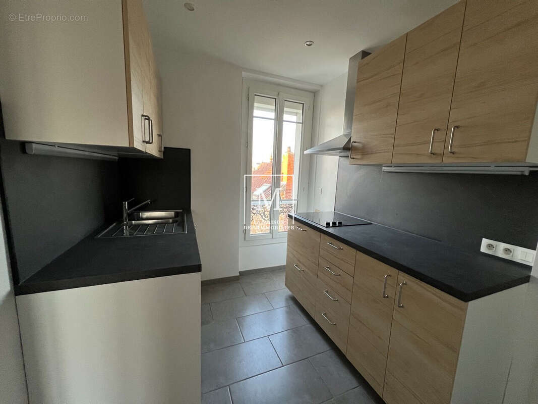 Appartement à MAISONS-LAFFITTE