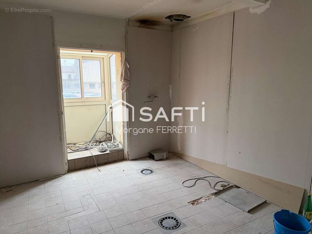 Photo 2 - Appartement à LEZIGNAN-CORBIERES