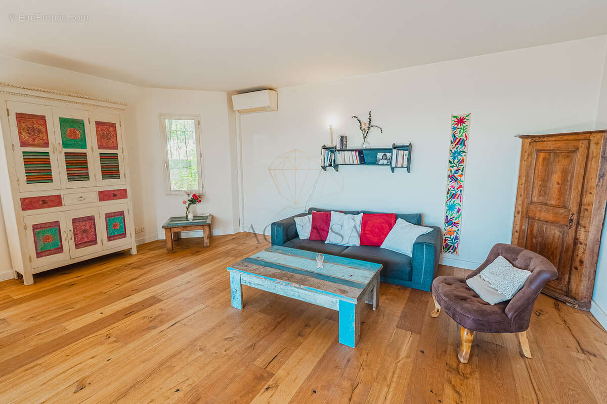 Maison vue mer à Lecci sur terrain de 1100 m2 au calme sans vis-à-vis - photo 2