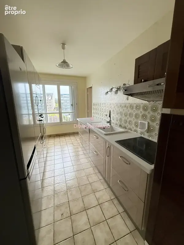 Appartement 6 pièces 95 m² à vendre à Chateauroux (36000) - photo 8