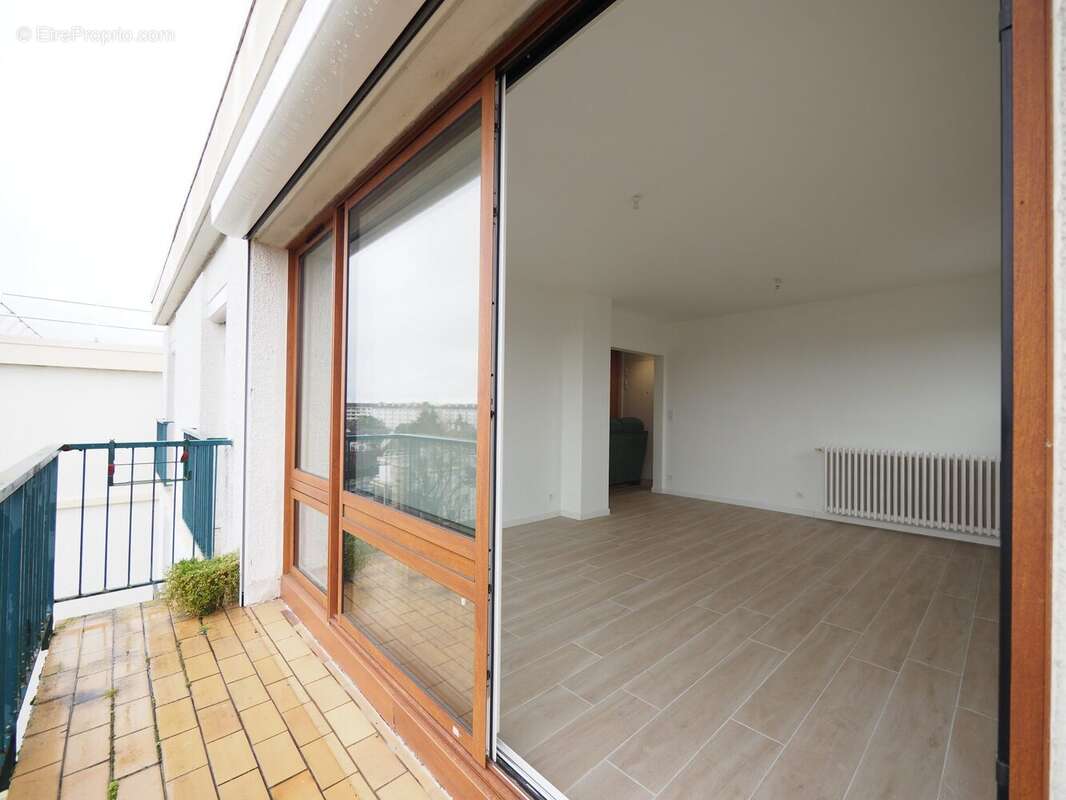 Appartement à BOIS-D'ARCY