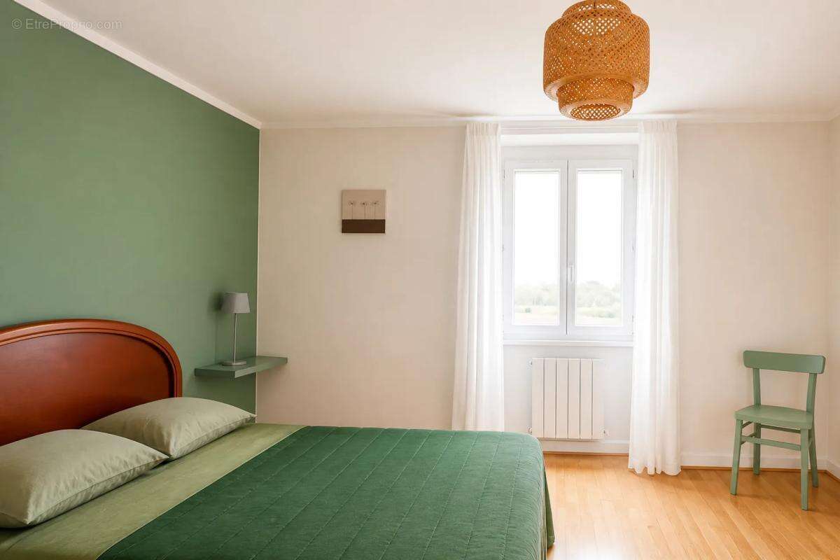 Maison spacieuse de 469 m² à Marsac, 16 pièces - photo 17