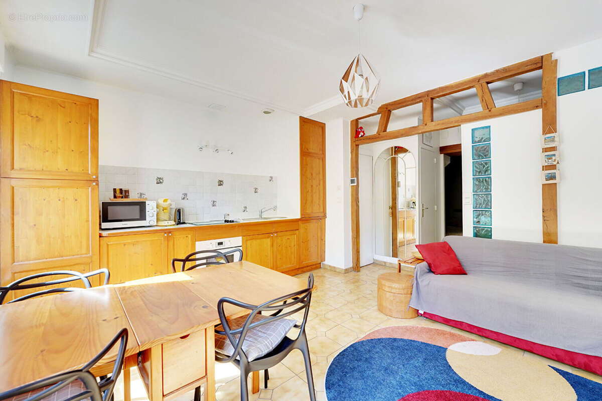 Appartement à PARIS-12E