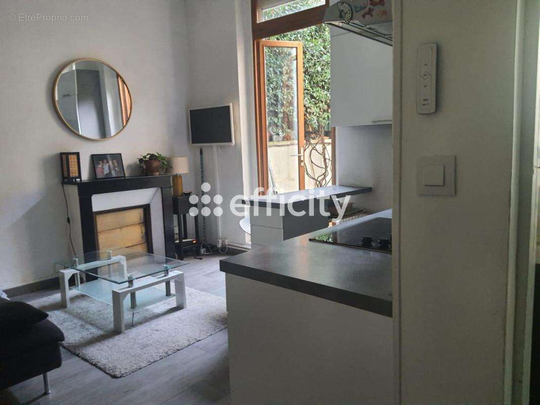 Appartement à PARIS-12E