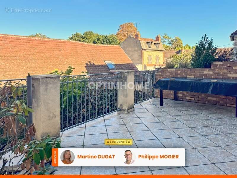 Maison à SAINT-GERAND-LE-PUY