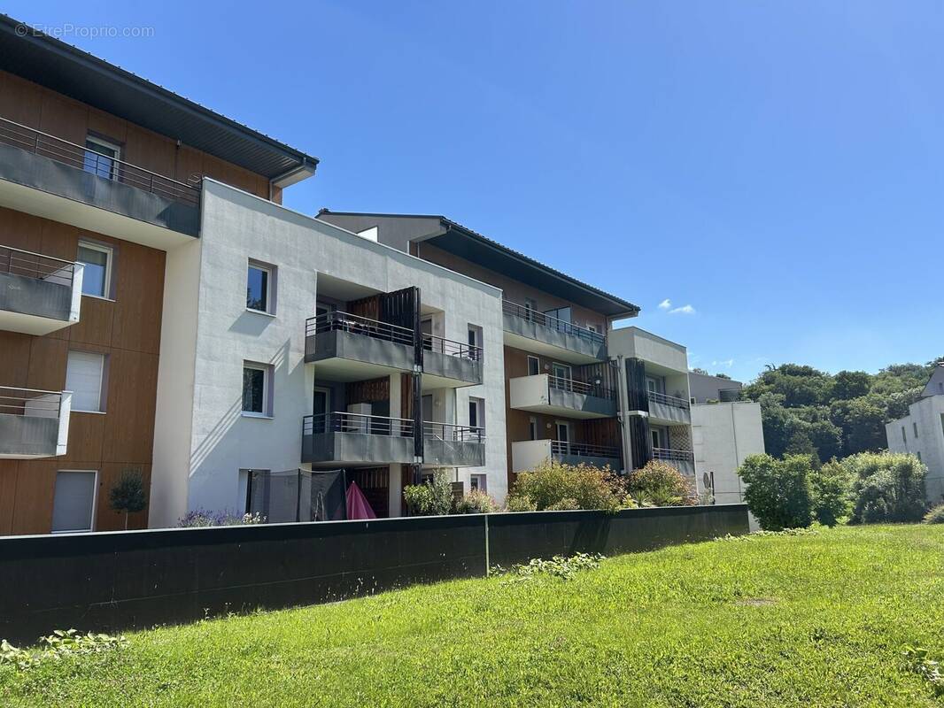 Appartement à VARCES-ALLIERES-ET-RISSET