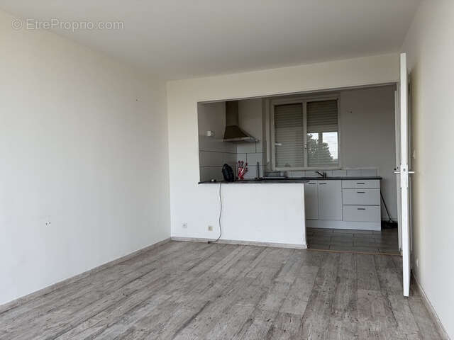 F3 de 58 m2 au 2ᵉ étage   Cuisine ouverte US semi-équipée   2 chambres - photo 5