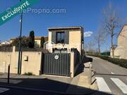 Photo 1 - Appartement à LA TOUR-D'AIGUES