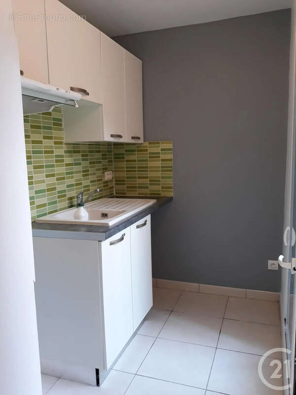 Maison 44 m² à Angouleme  - photo 4