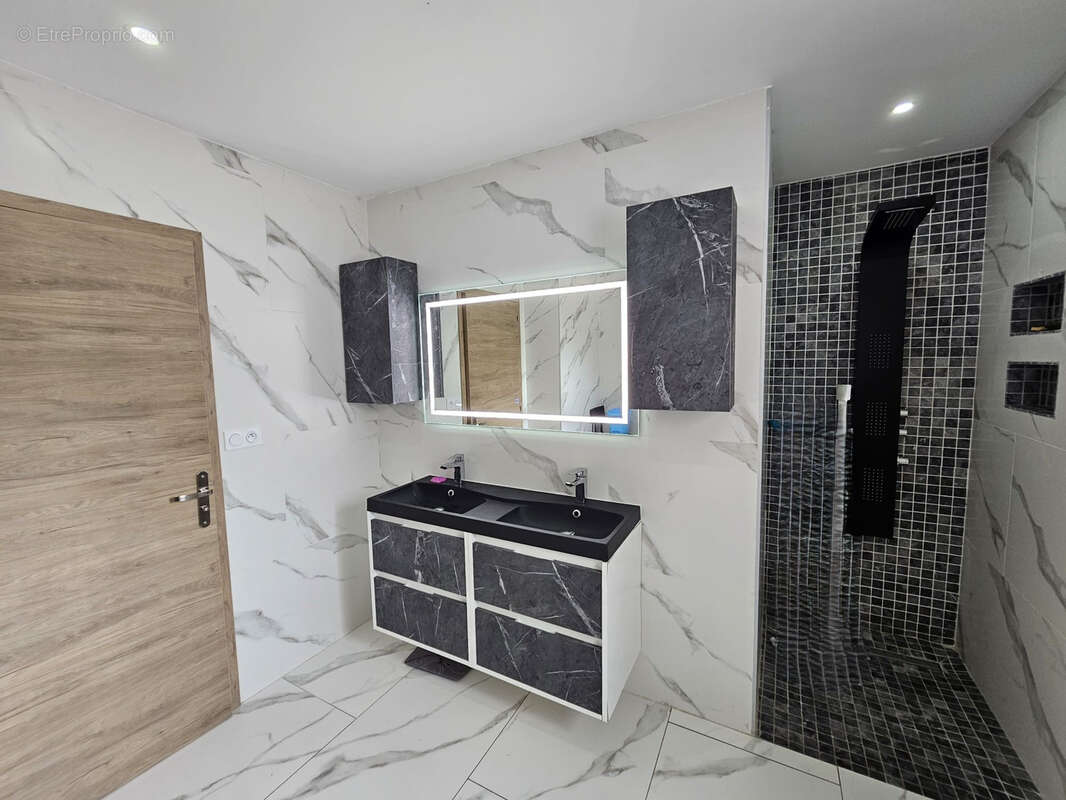 Maison à PENNAUTIER