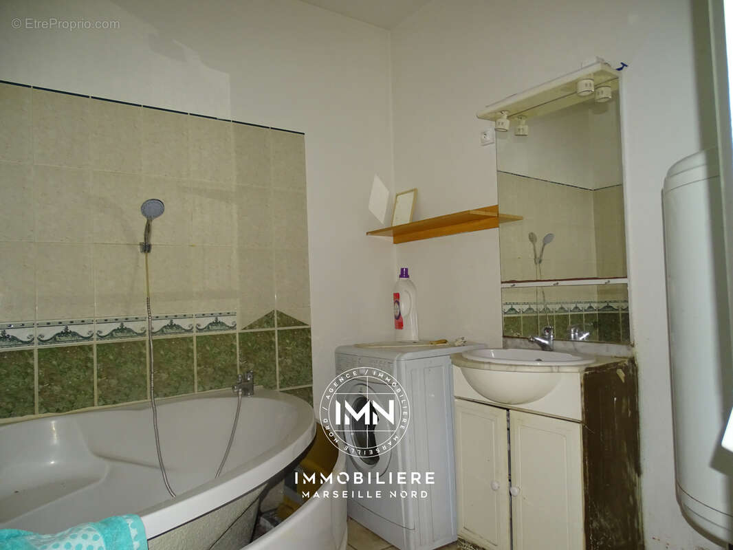 Appartement à MARSEILLE-15E