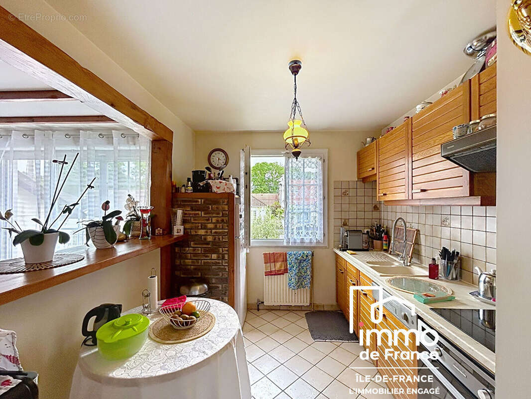 Maison à CHELLES