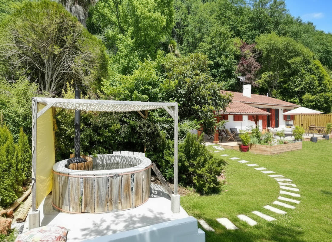 Maison à HALSOU