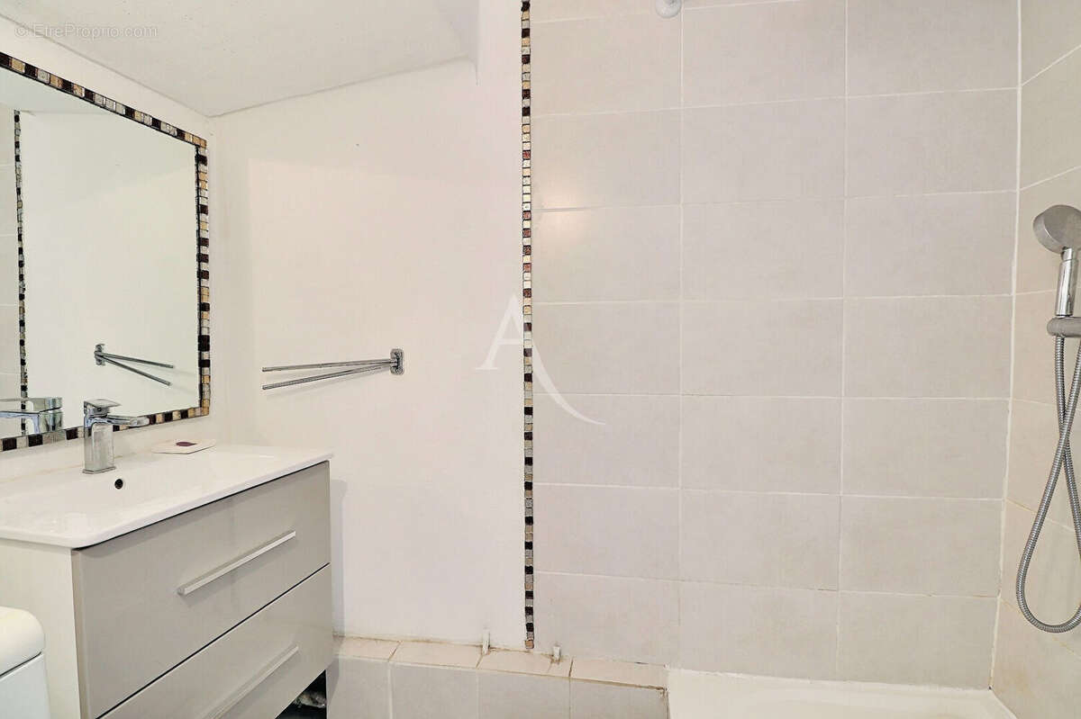 Appartement à MARSEILLE-12E