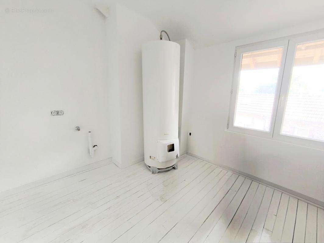 Maison à MONTMIRAIL