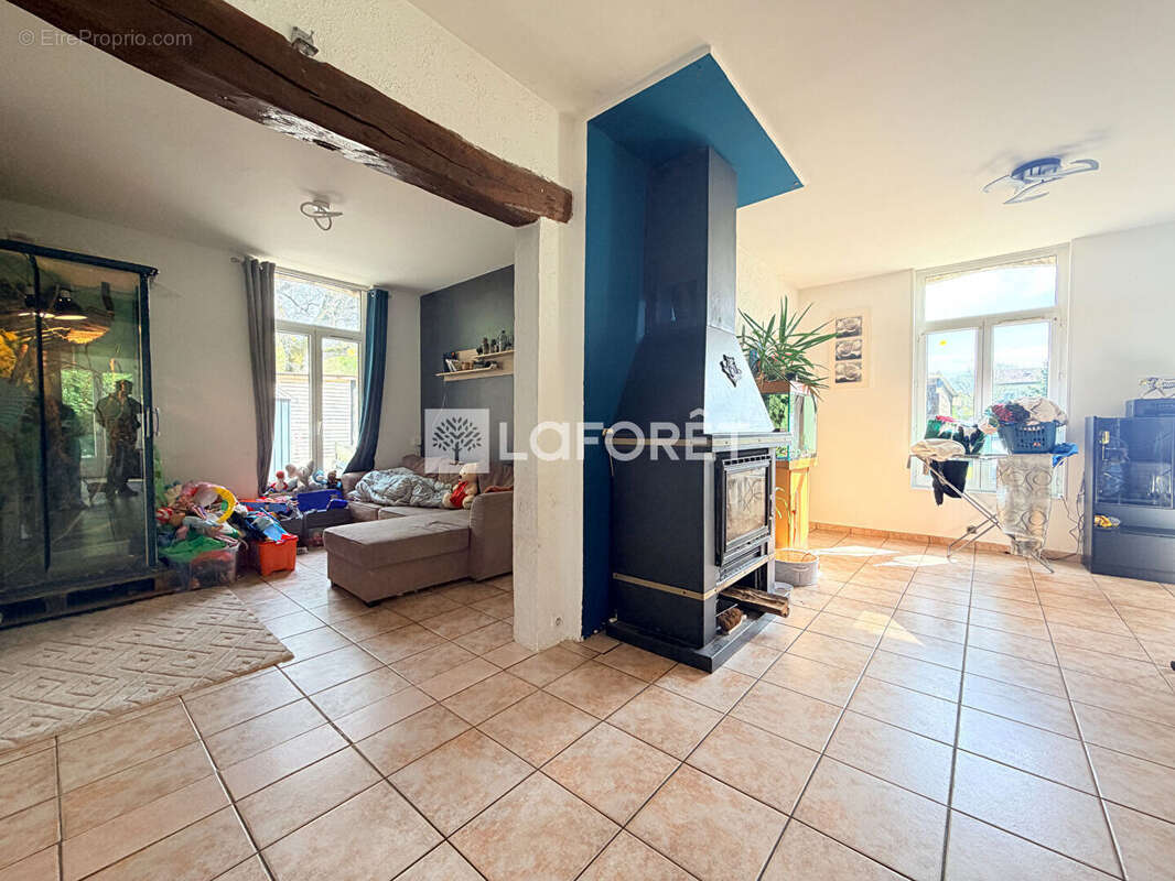 Maison à CHUFFILLY-ROCHE