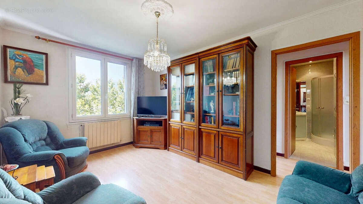 Appartement de 70 m2 - Avant dernier étage - Grenoble - photo 10