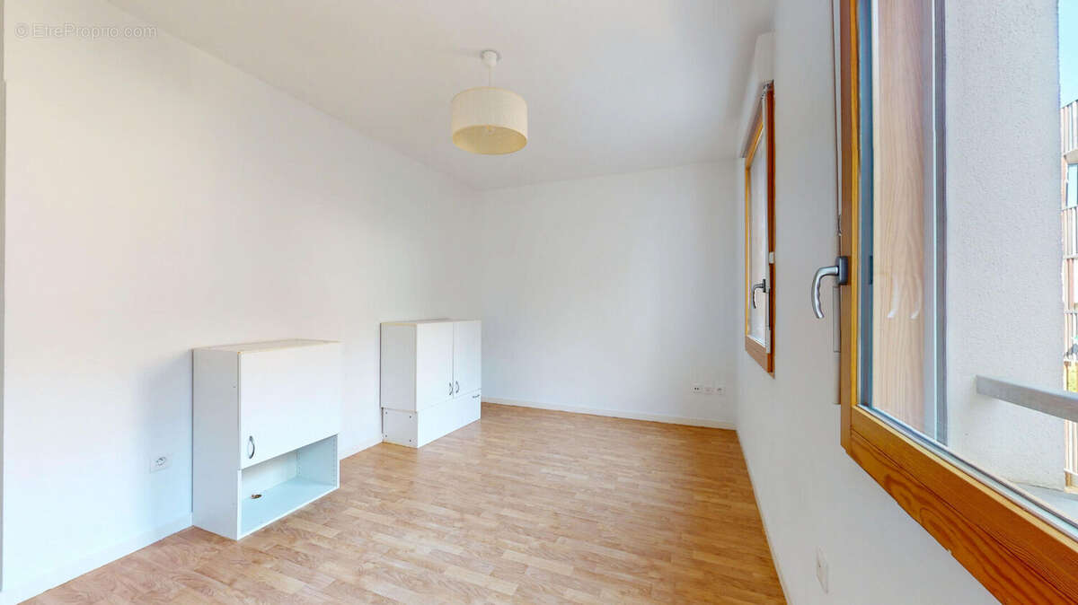 Appartement à L'ILE-SAINT-DENIS