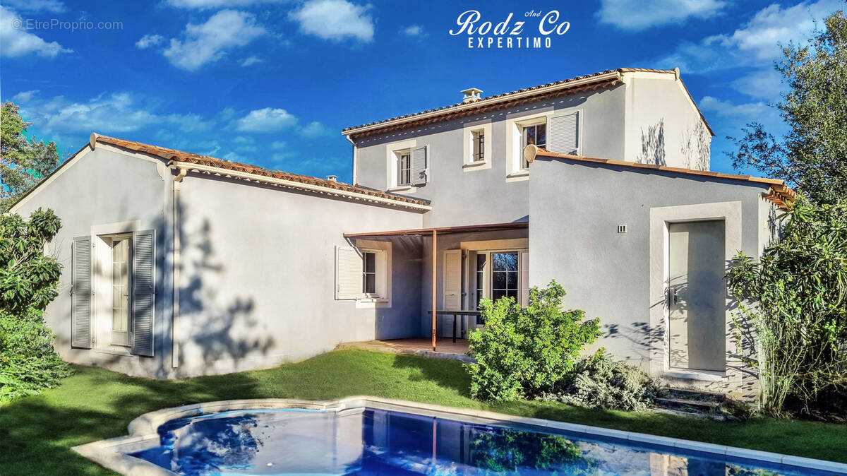 Maison à SAINT-SATURNIN-LES-APT