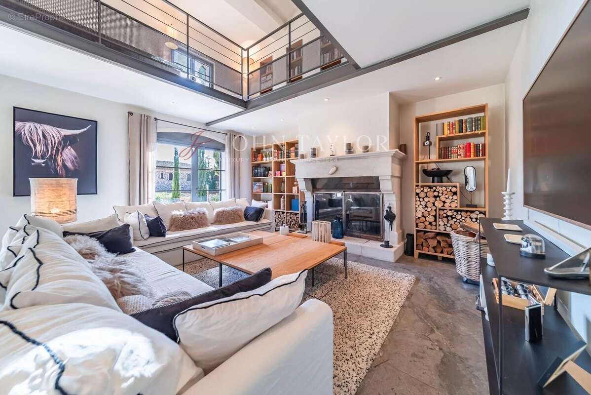 Maison à MAUSSANE-LES-ALPILLES