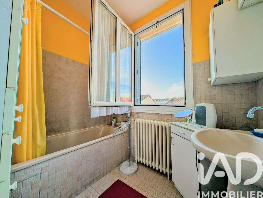 Photo 9 - Maison à NANTERRE