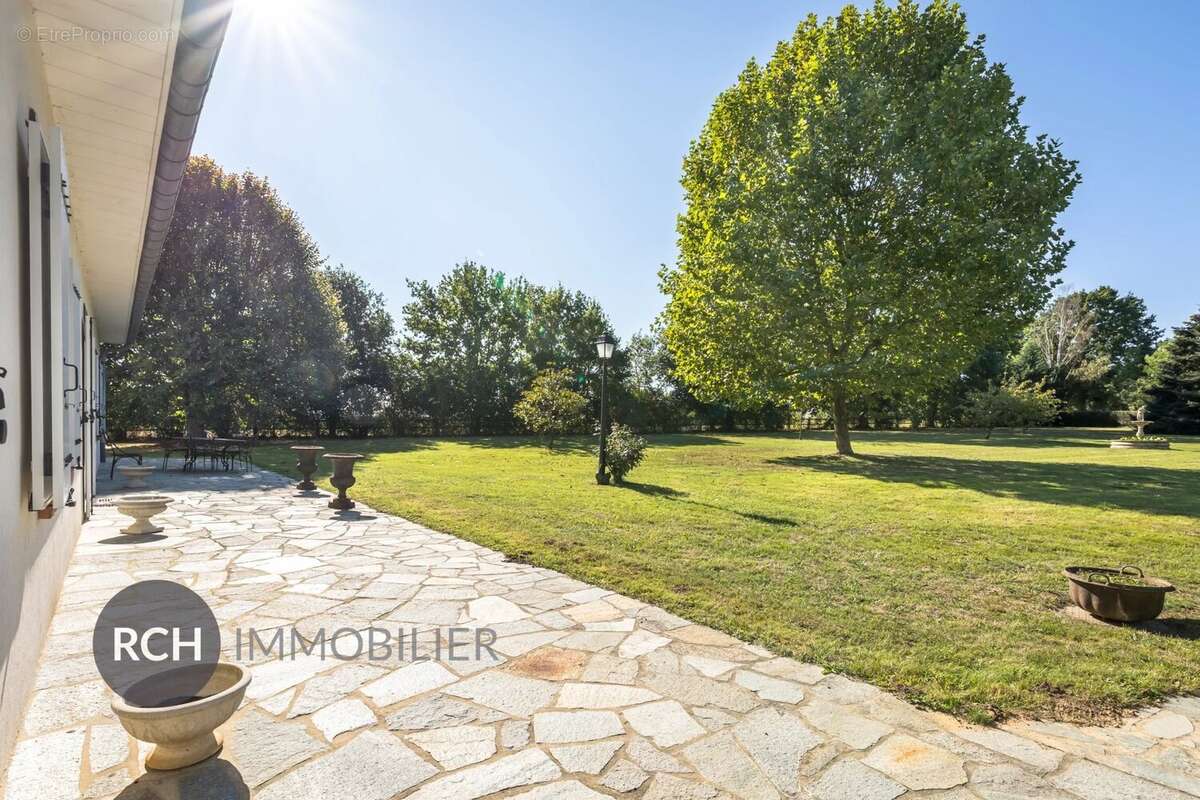 Maison à MONTFORT-L'AMAURY