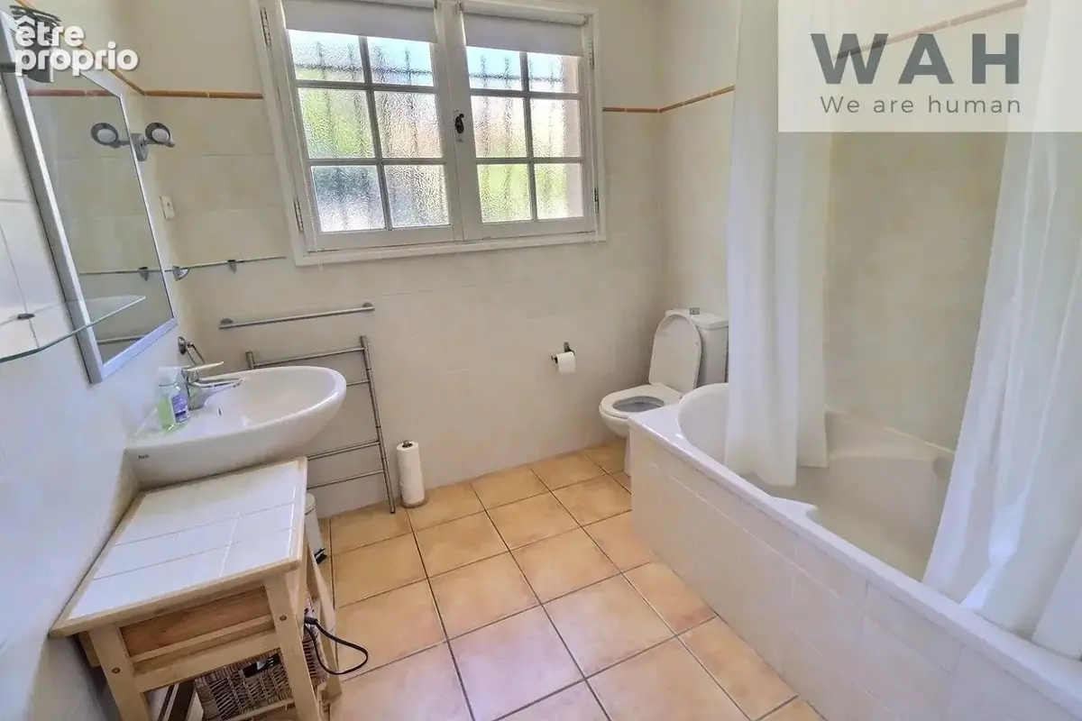 Vente villa 7 pièces impasse au calme 34790 grabels - photo 9