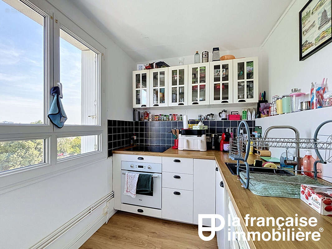 Appartement Rennes - Mail François Mitterrand - 2 pièces - 37.19 m² - Cave - Cellier - Parking - photo 7