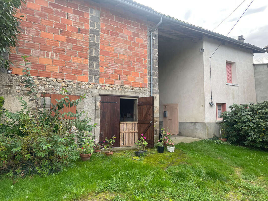 Maison au calme Escoutoux 64.77 m2 - photo 3