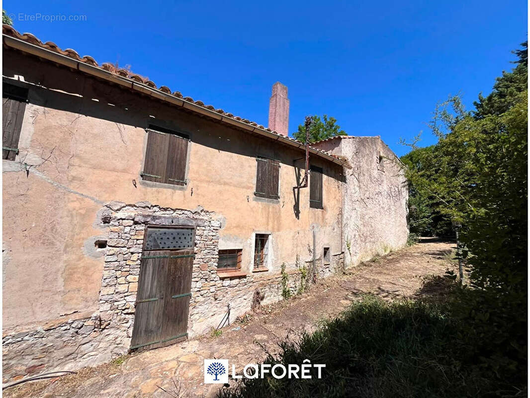 Maison à LE CASTELLET