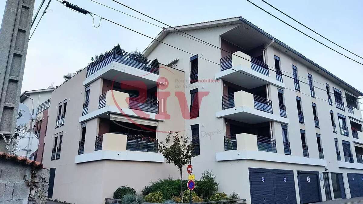 Appartement à SAINTE-COLOMBE