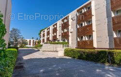 Appartement à LA LONDE-LES-MAURES