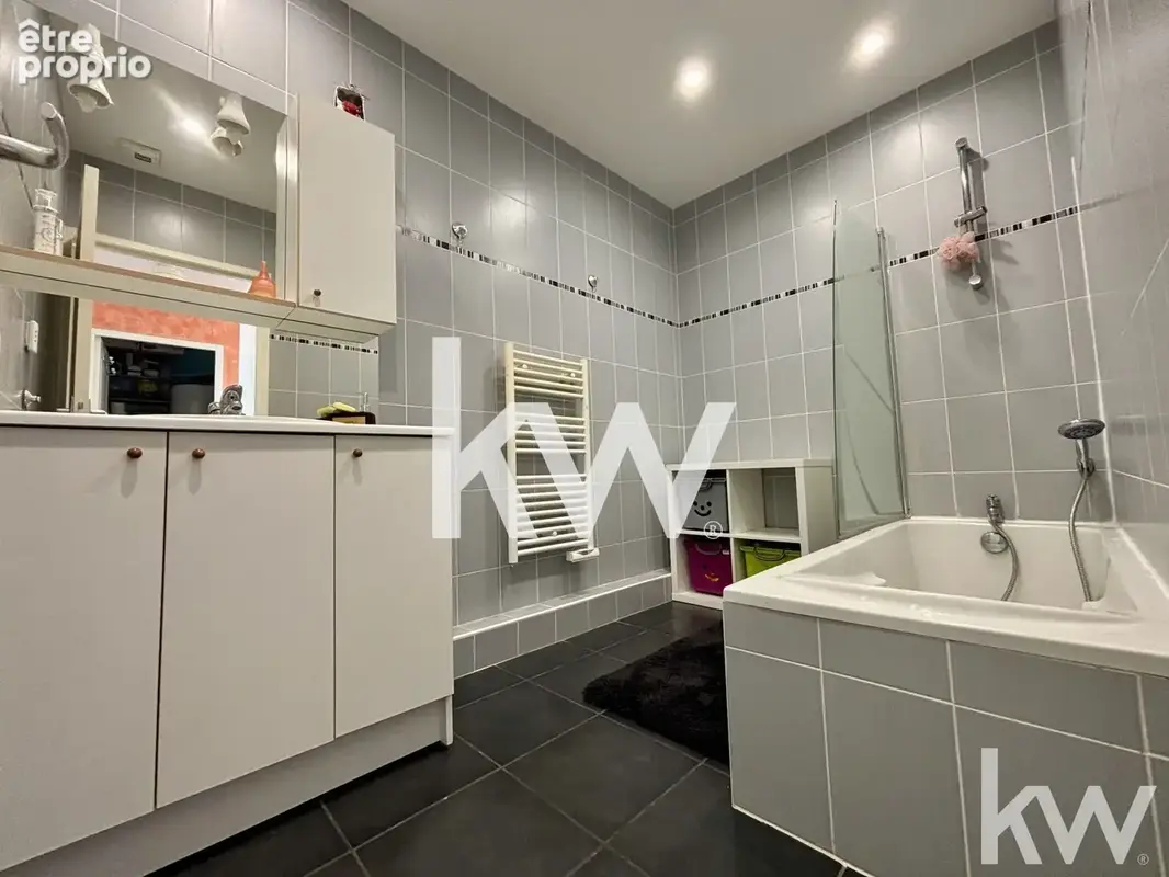 Appartement 3 pièces 76 m² à vendre à Saint-Genest-Lerpt (42530) - photo 4