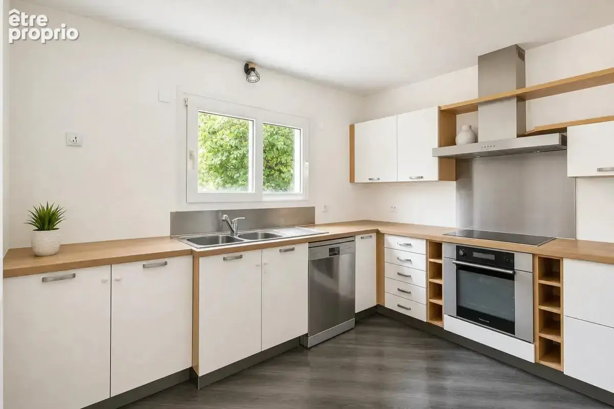 Maison de 8 pièces de 210 m² à Saint-Cyr-sur-le-Rhône - photo 11