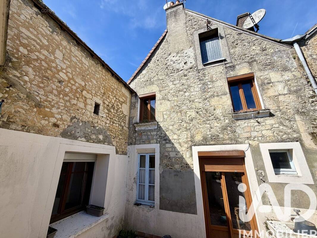 Photo 1 - Maison à SAINT-GERMAIN-DE-LA-COUDRE