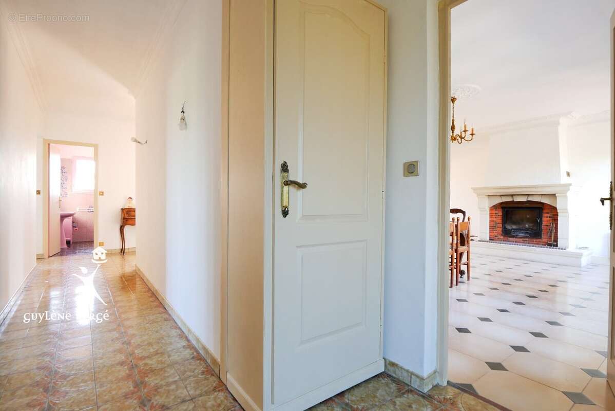 Maison à COURNONTERRAL