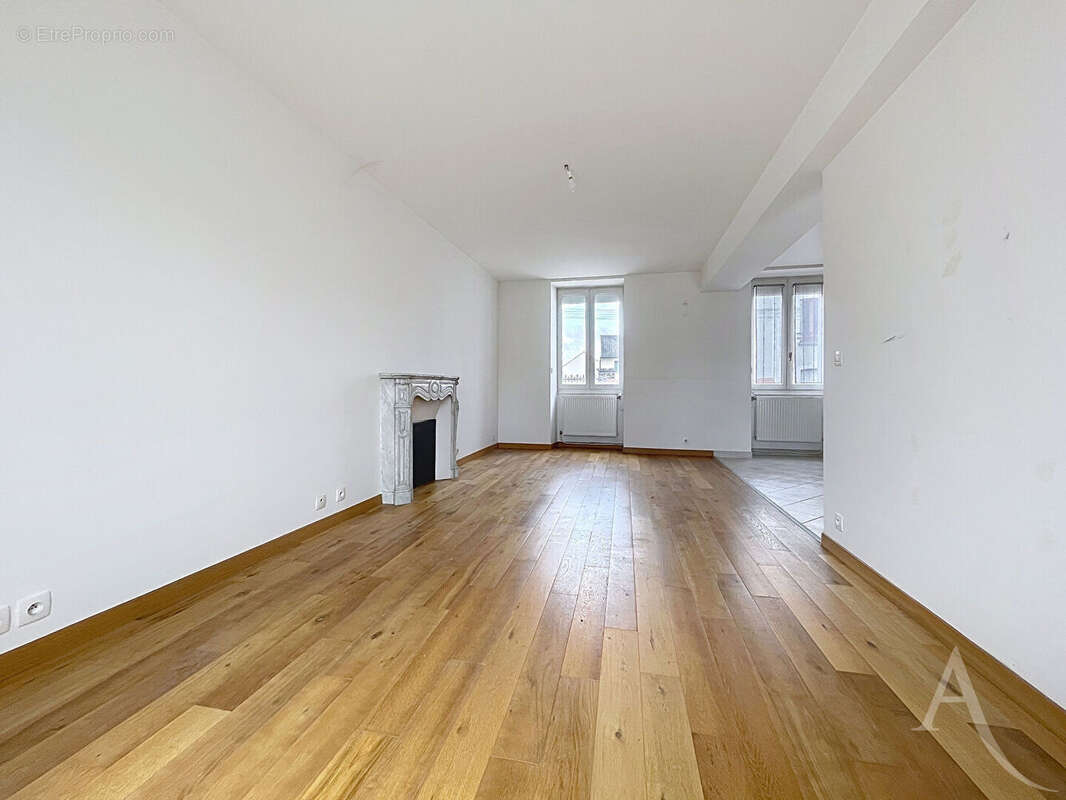 Maison à AUBERGENVILLE