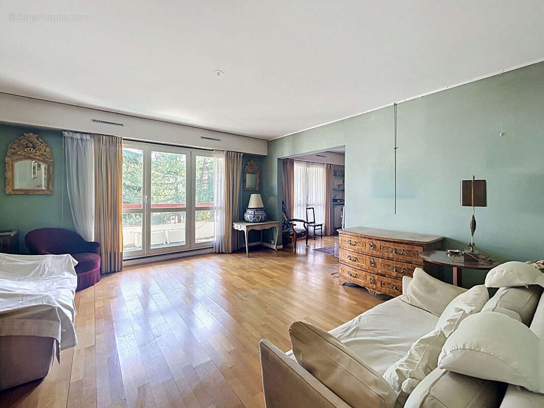 Appartement à YERRES