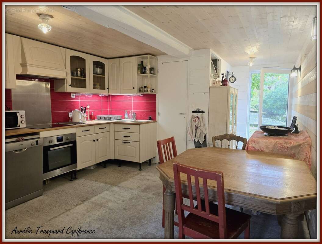 Maison à vendre 4 pièces ANTEZANT LA CHAPELLE (17) LONGERE/ maison charentaise avec dépendances - photo 8
