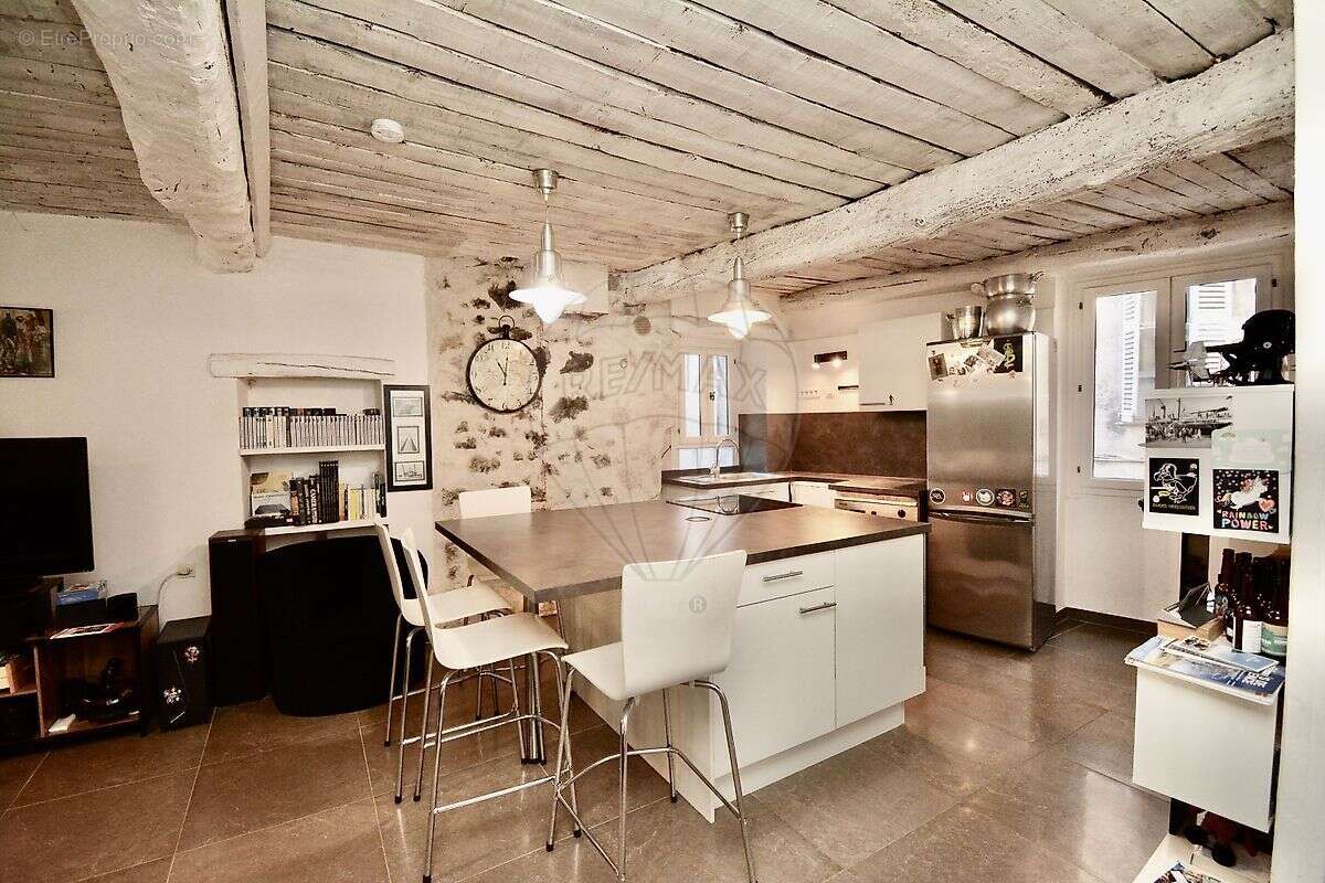 Maison à MONTAUROUX