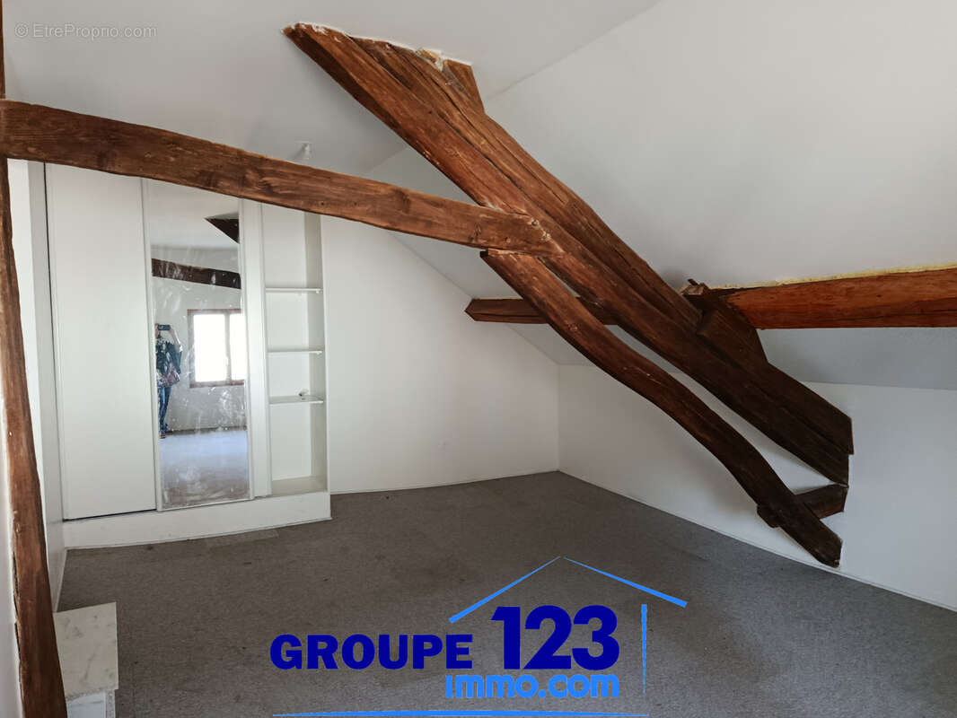 Appartement à SENAN