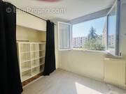 Appartement à THIAIS